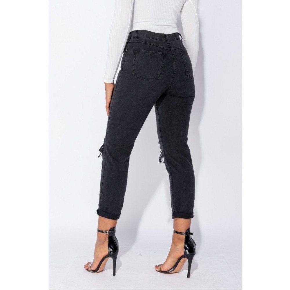 DISTRESSED BLACK BOYFRIEND JEANS - Picture 3 of 4